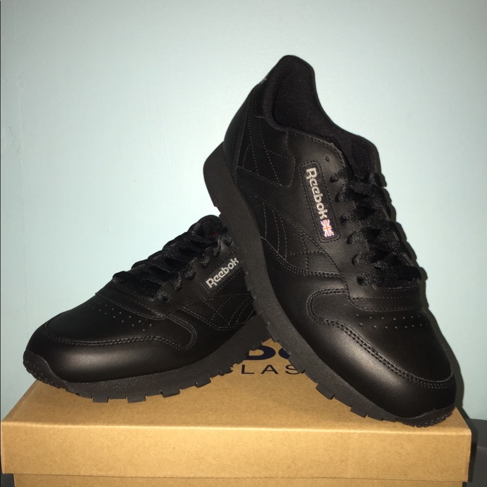 REEBOK CLASSIC LEATHER SNEAKERS